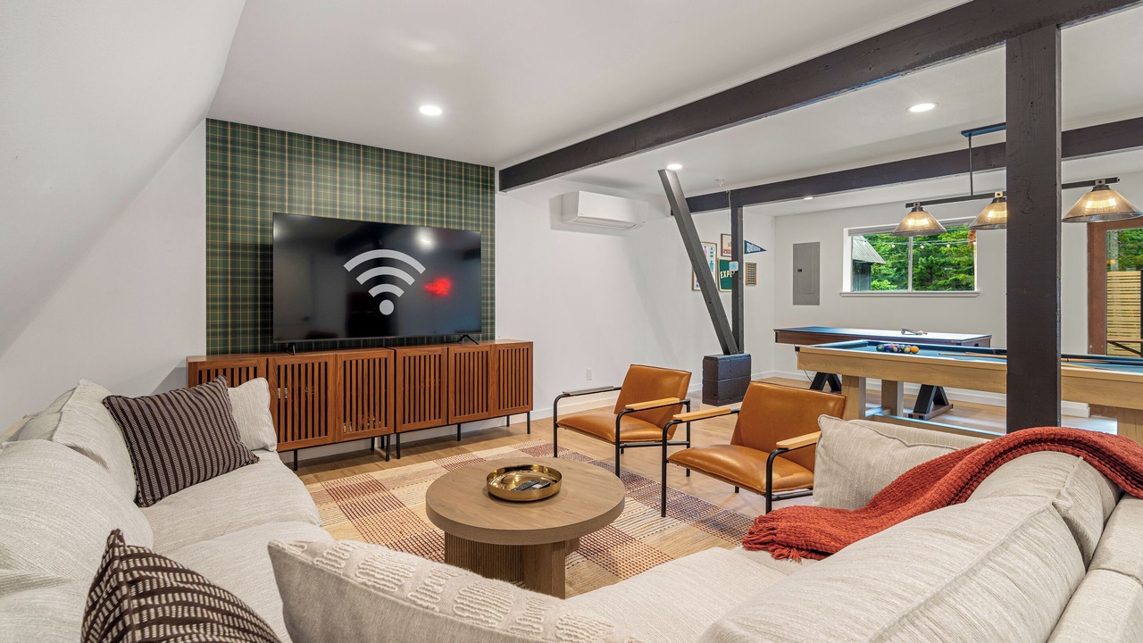 Photo of Others in Packwood