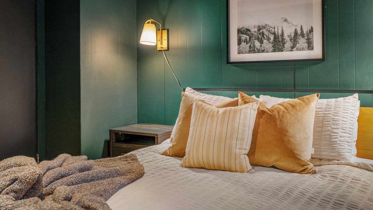 Photo of Others in Packwood