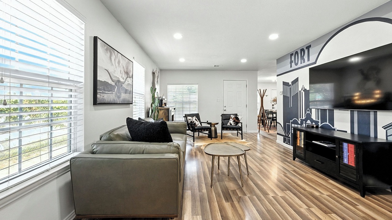 Photo of Livingroom in Fort Worth Cultural District