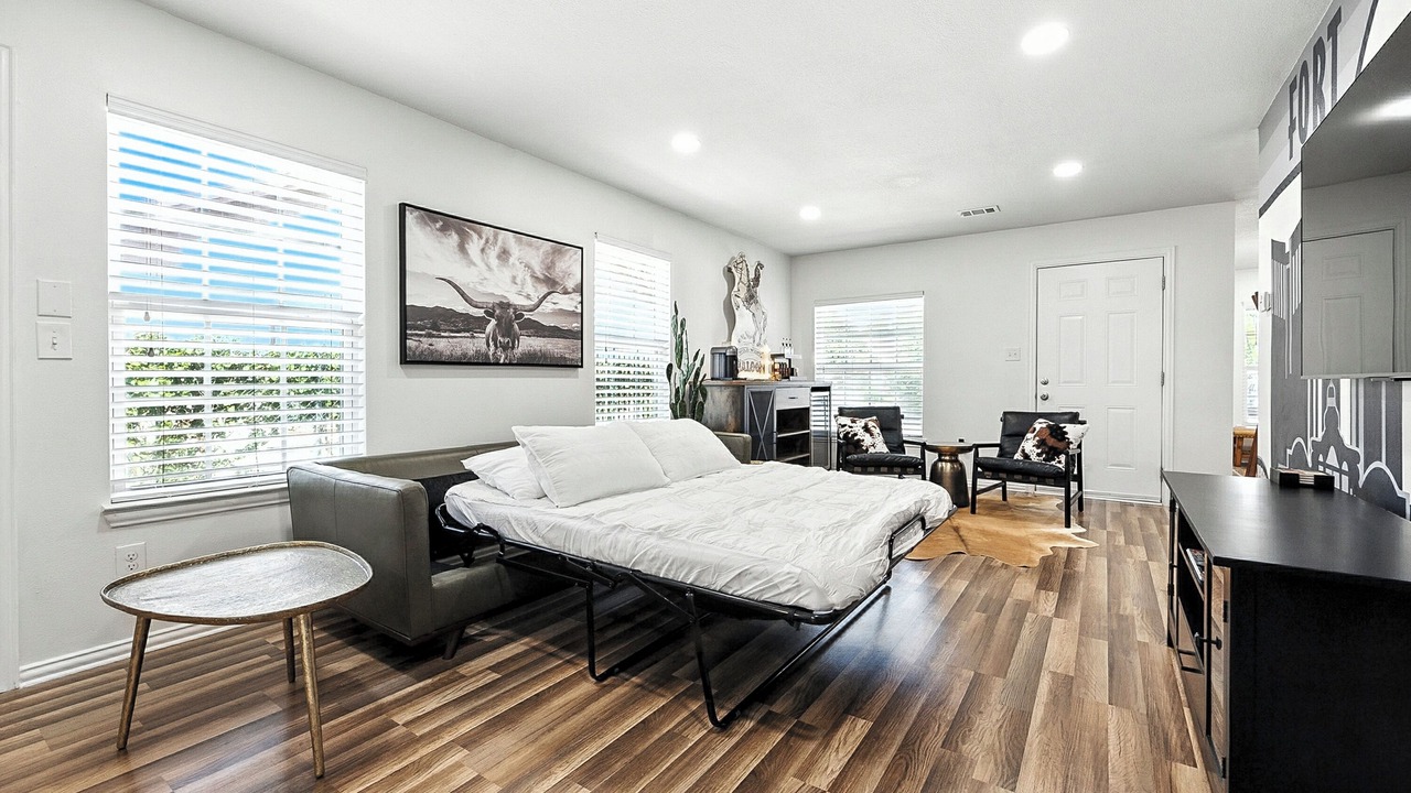 Photo of Livingroom in Fort Worth Cultural District