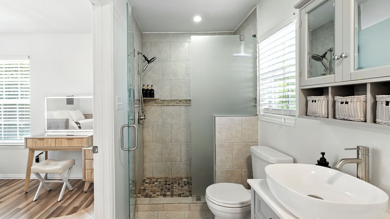 Photo of Bathroom in Fort Worth Cultural District
