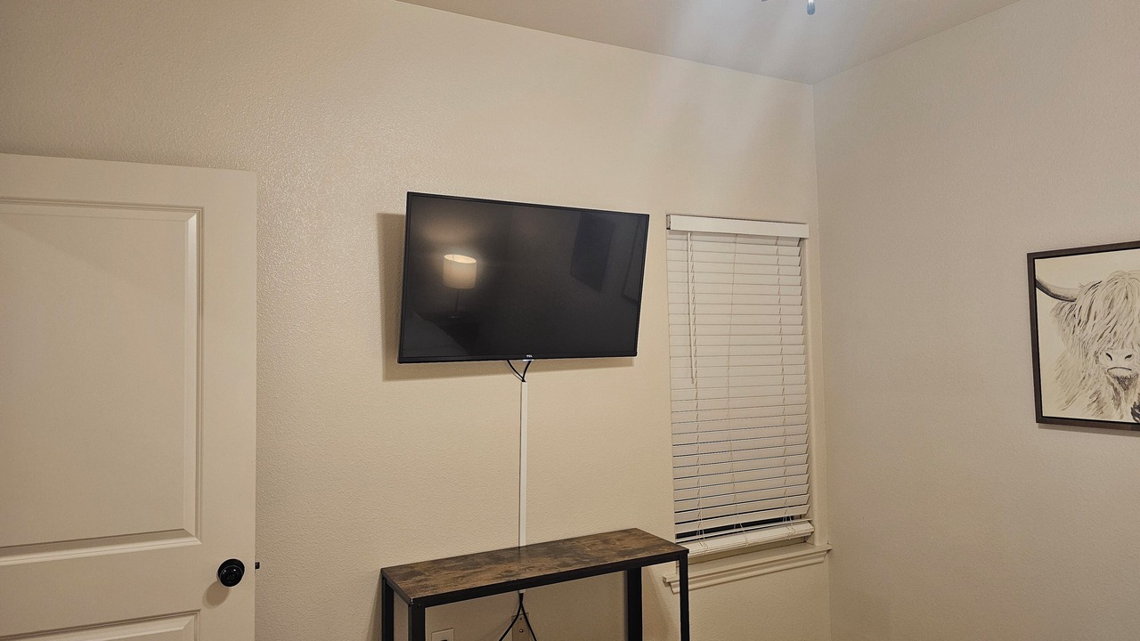 Photo of Bedroom in North by Northwest