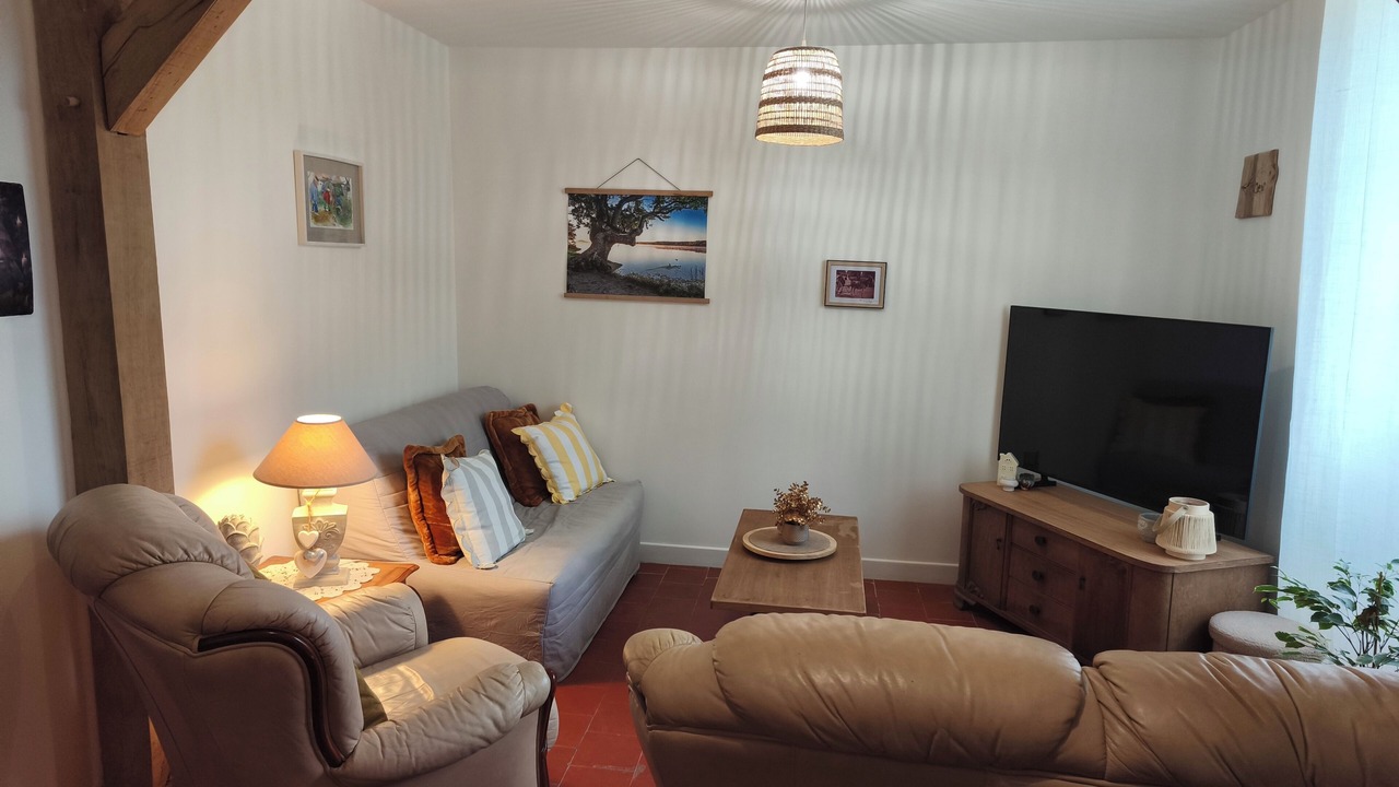 Photo of Livingroom in Azay-le-Ferron