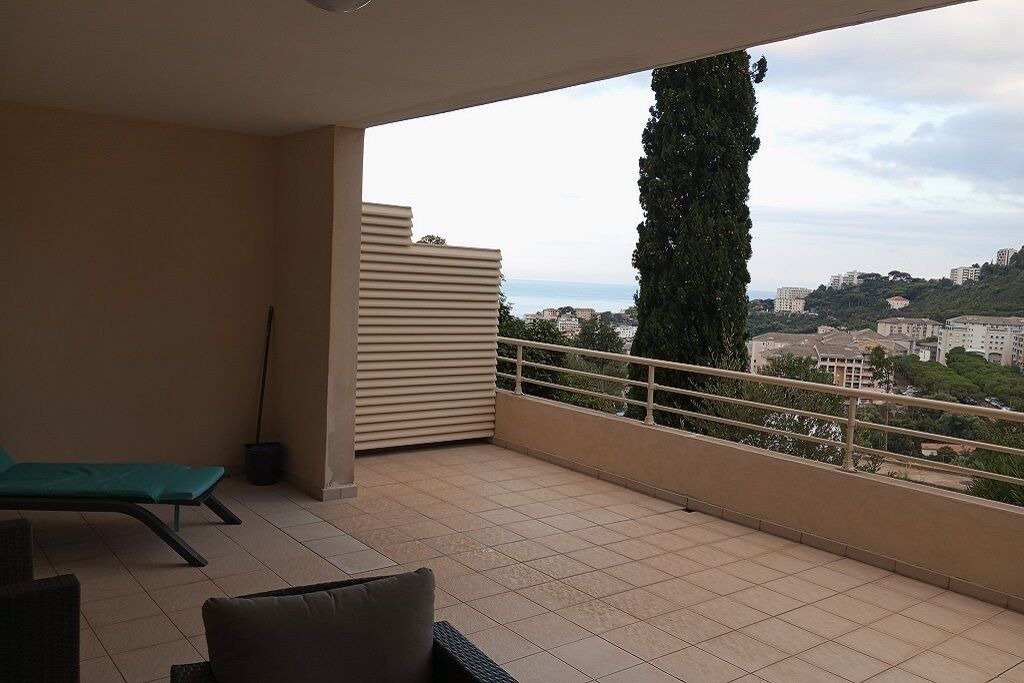 Photo of Patio Balcony in Ville-di-Pietrabugno