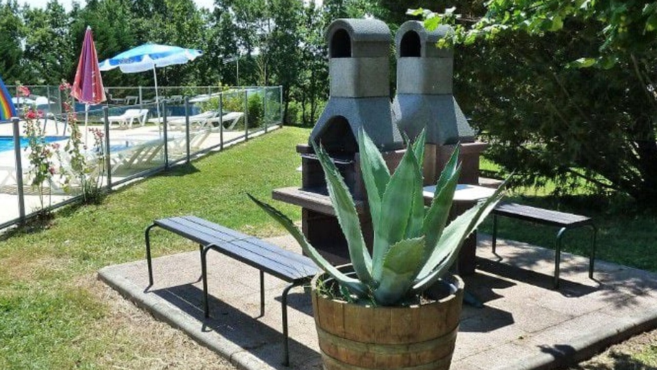 Photo of Patio Balcony in Devillac