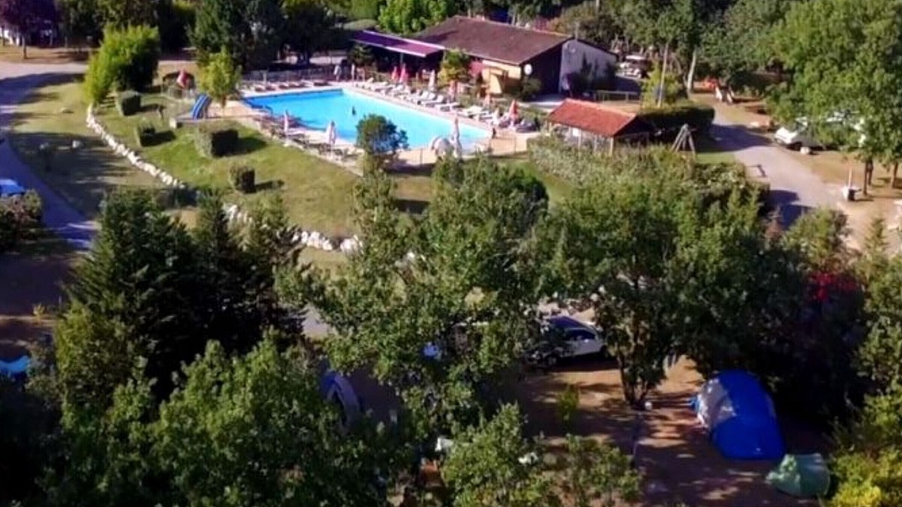 Photo of Outdoor in Devillac