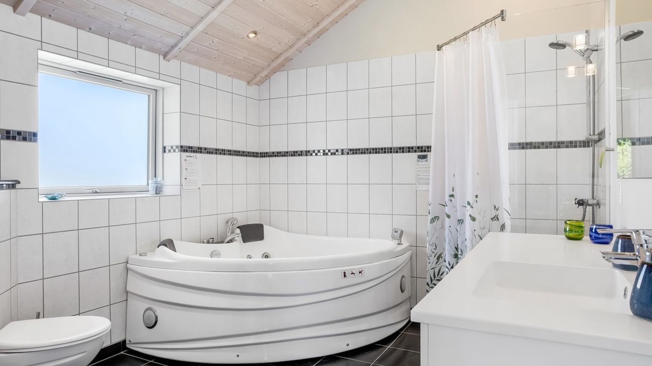 Photo of Bathroom in Skovmose