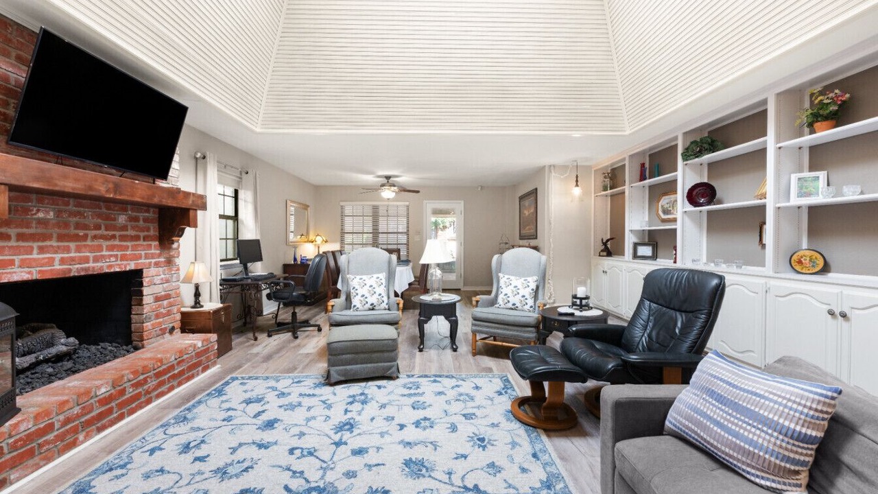Photo of Livingroom in Quail Creek