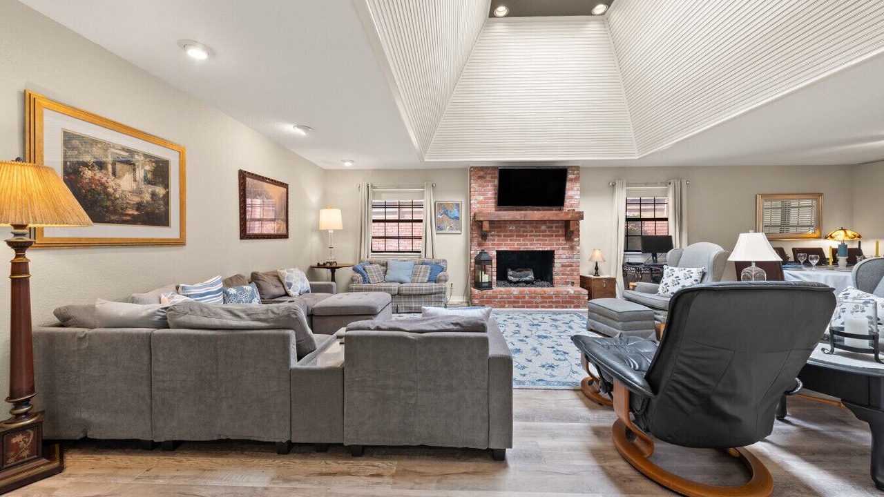 Photo of Livingroom in Quail Creek