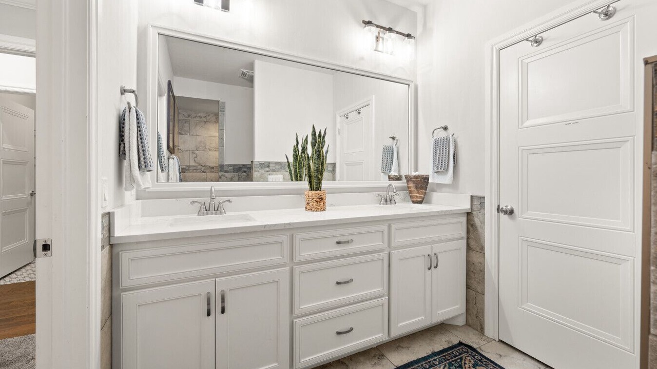 Photo of Bathroom in Central Oklahoma City