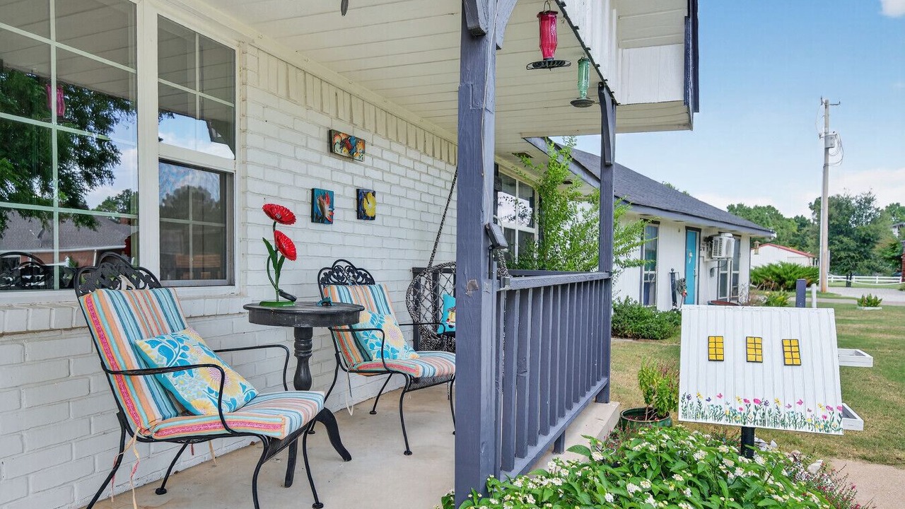 Photo of Outdoor in Kingston