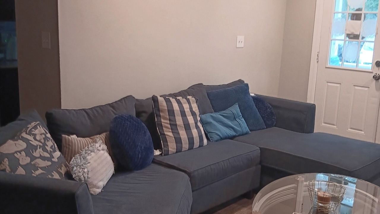 Photo of Livingroom in Central Islip