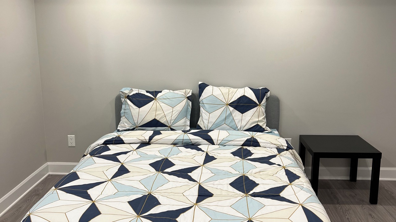 Photo of Bedroom in Ottawa Division