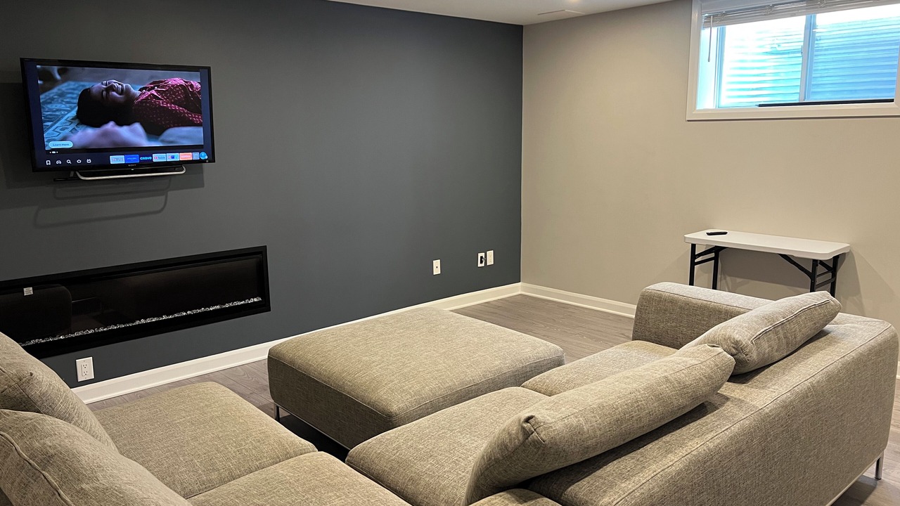 Photo of Livingroom in Ottawa Division
