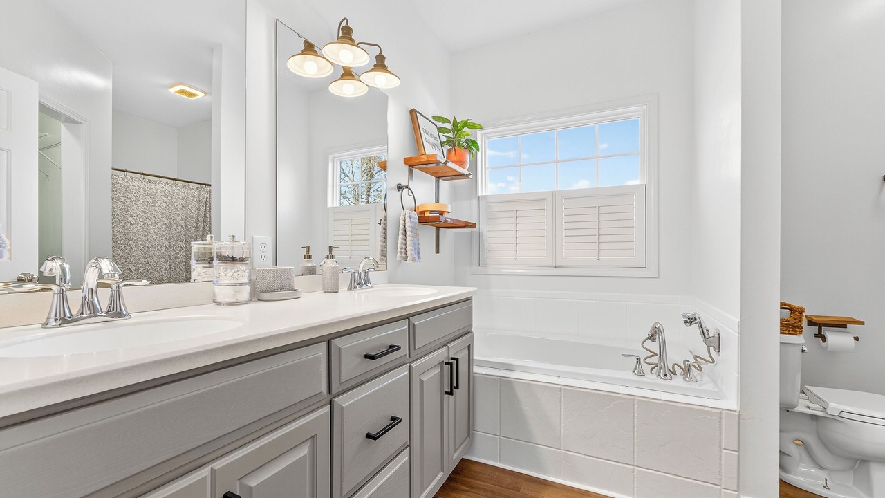 Photo of Bathroom in Troutville