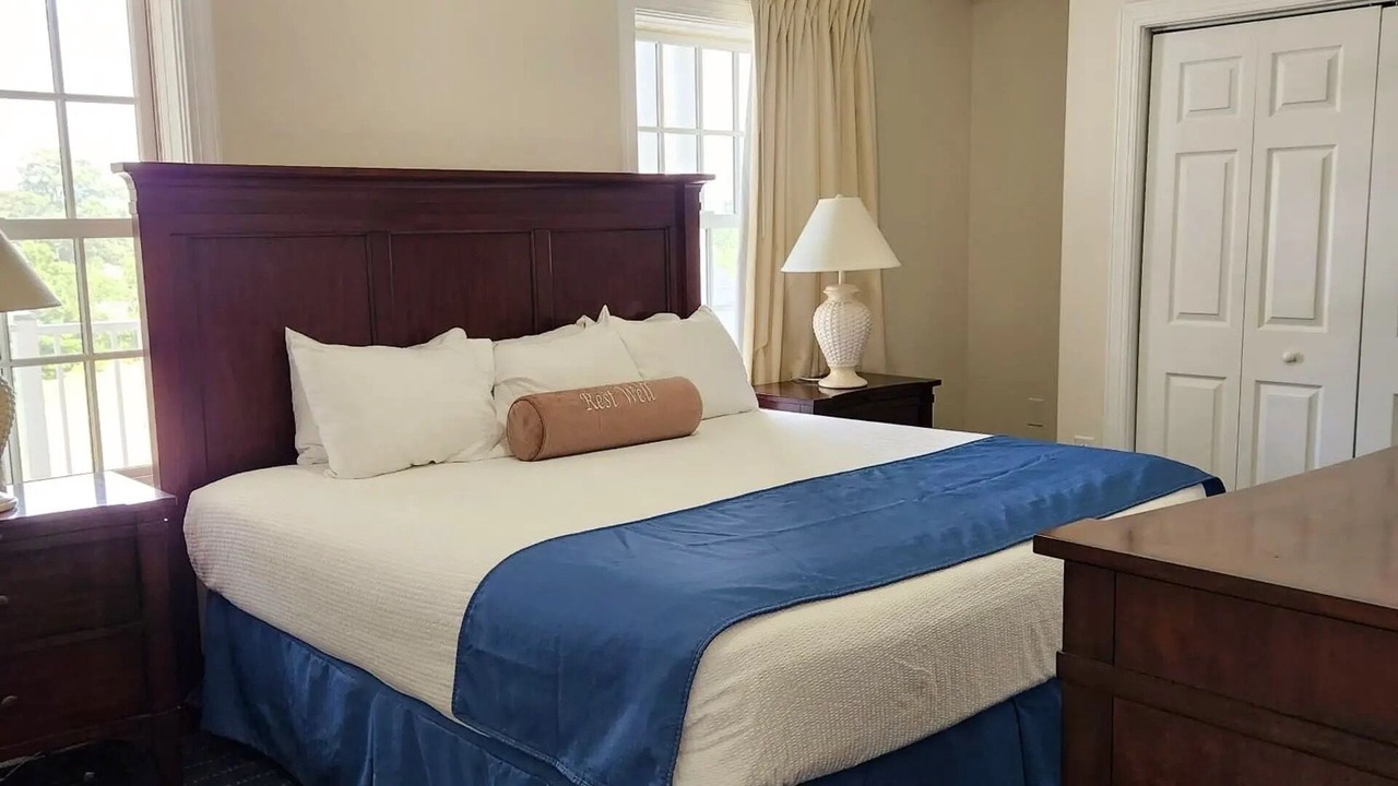 Photo of Bedroom in Roper