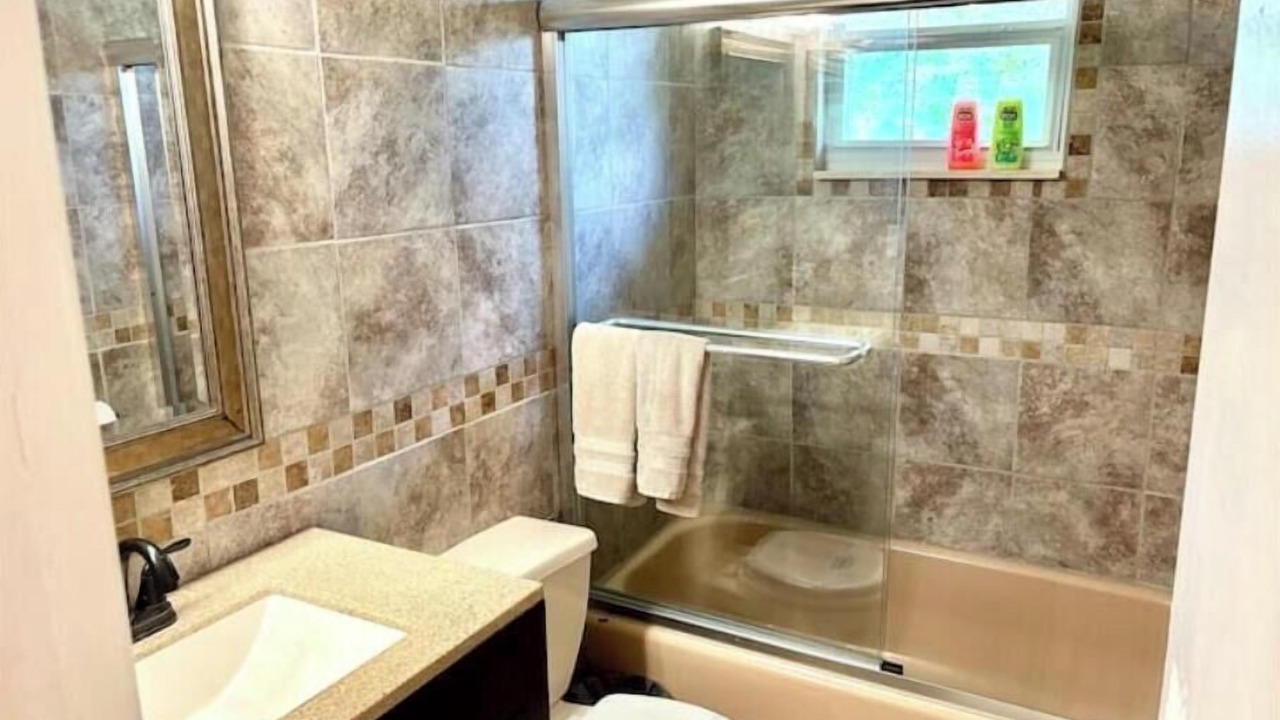 Photo of Bathroom in Greater Northdale