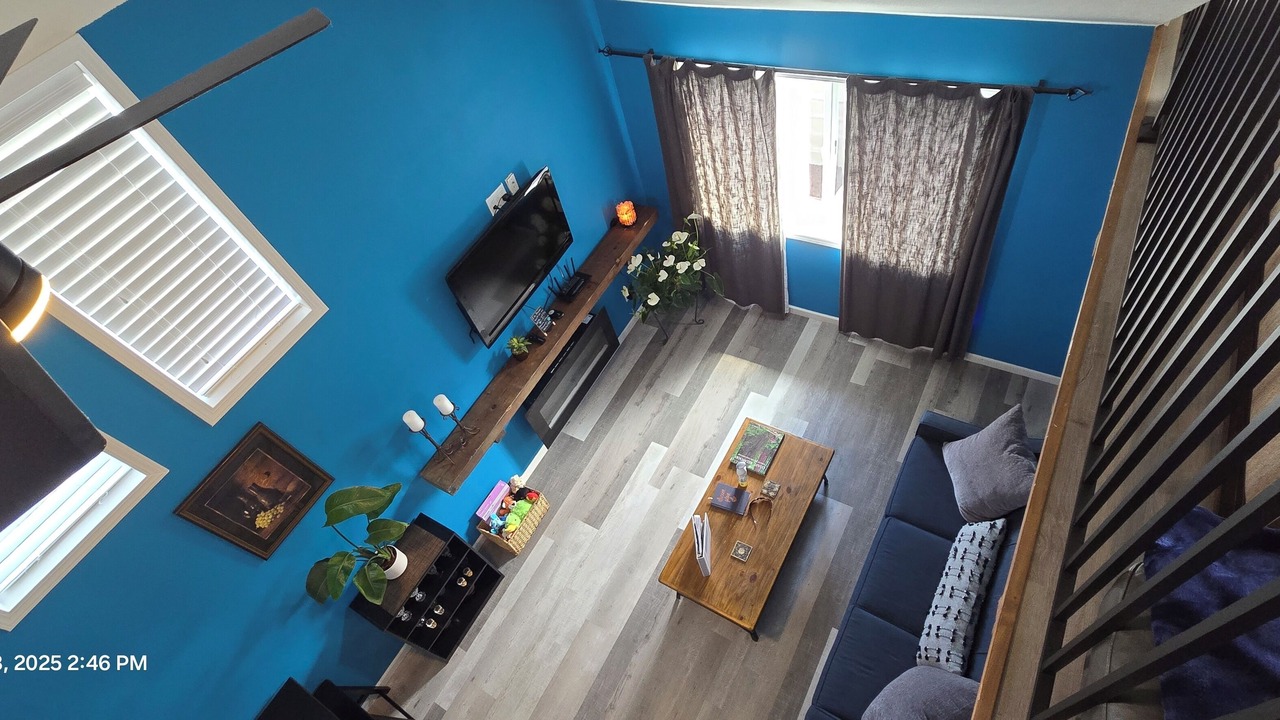 Photo of Livingroom in Crescent City North
