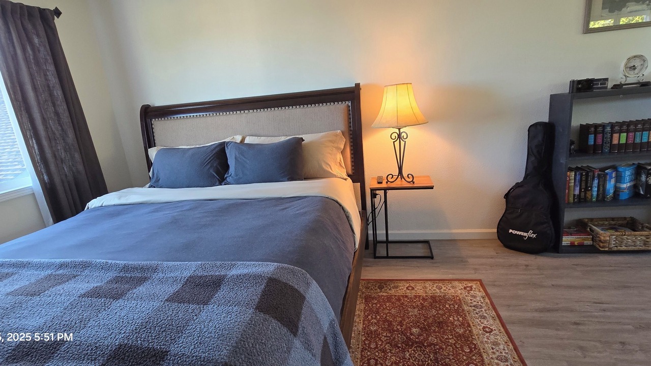 Photo of Bedroom in Crescent City North