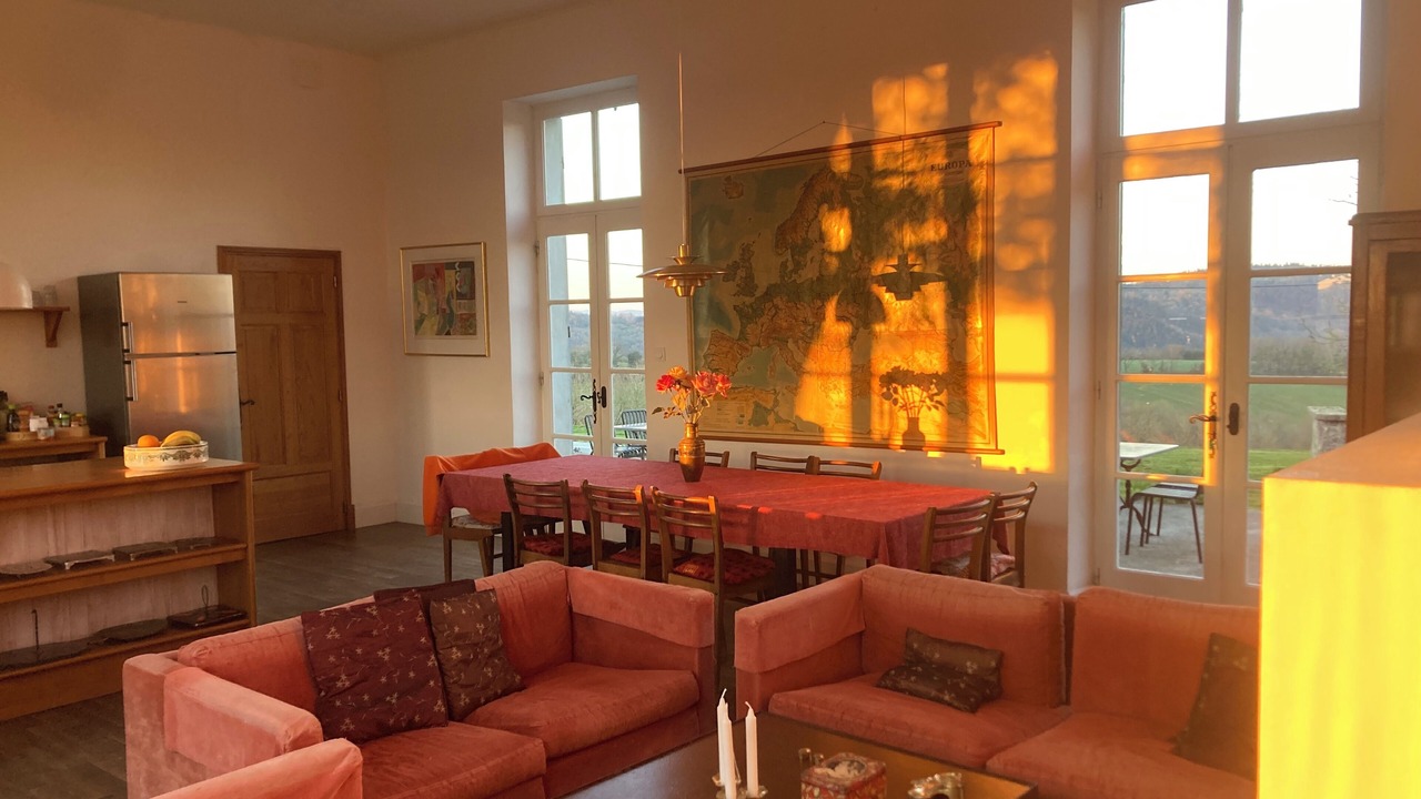 Photo of Livingroom in Montredon-Labessonnie