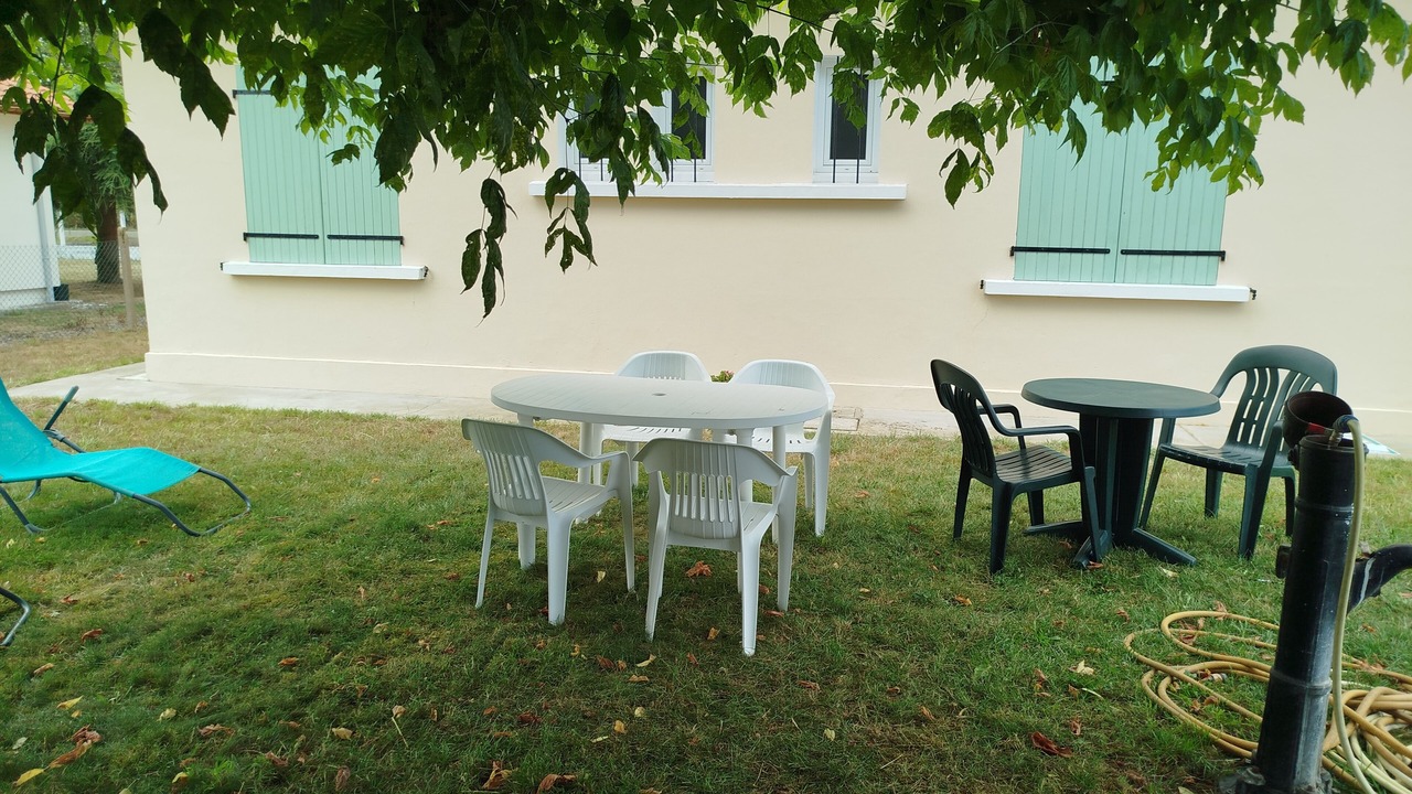 Photo of Outdoor in Lesperon