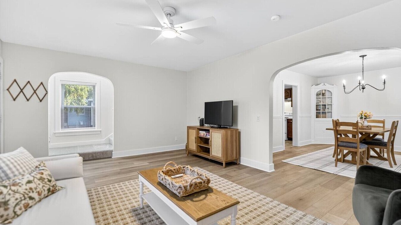 Photo of Livingroom in Alverton