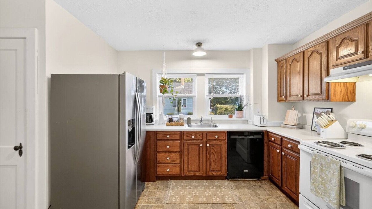Photo of Kitchen in Alverton