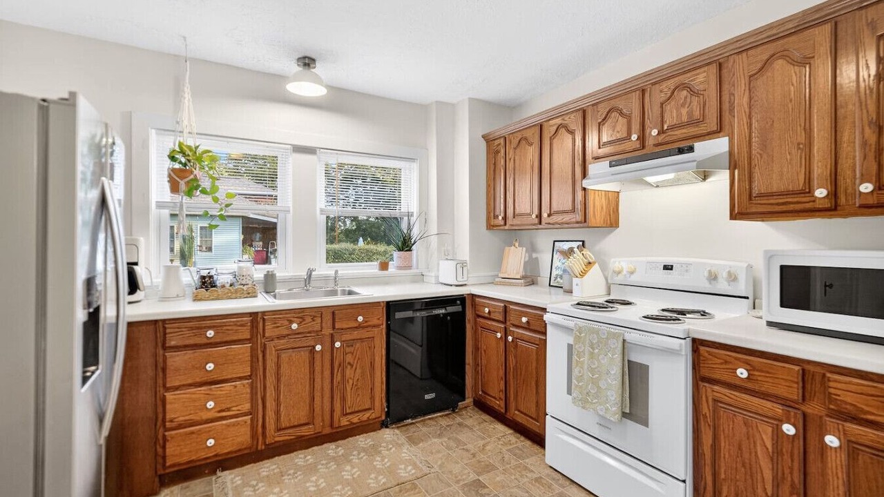 Photo of Kitchen in Alverton