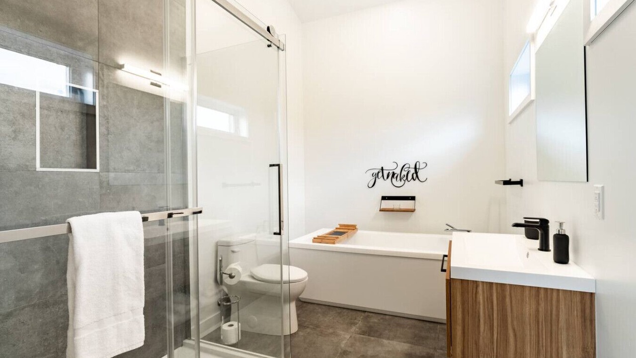 Photo of Bathroom in Magog