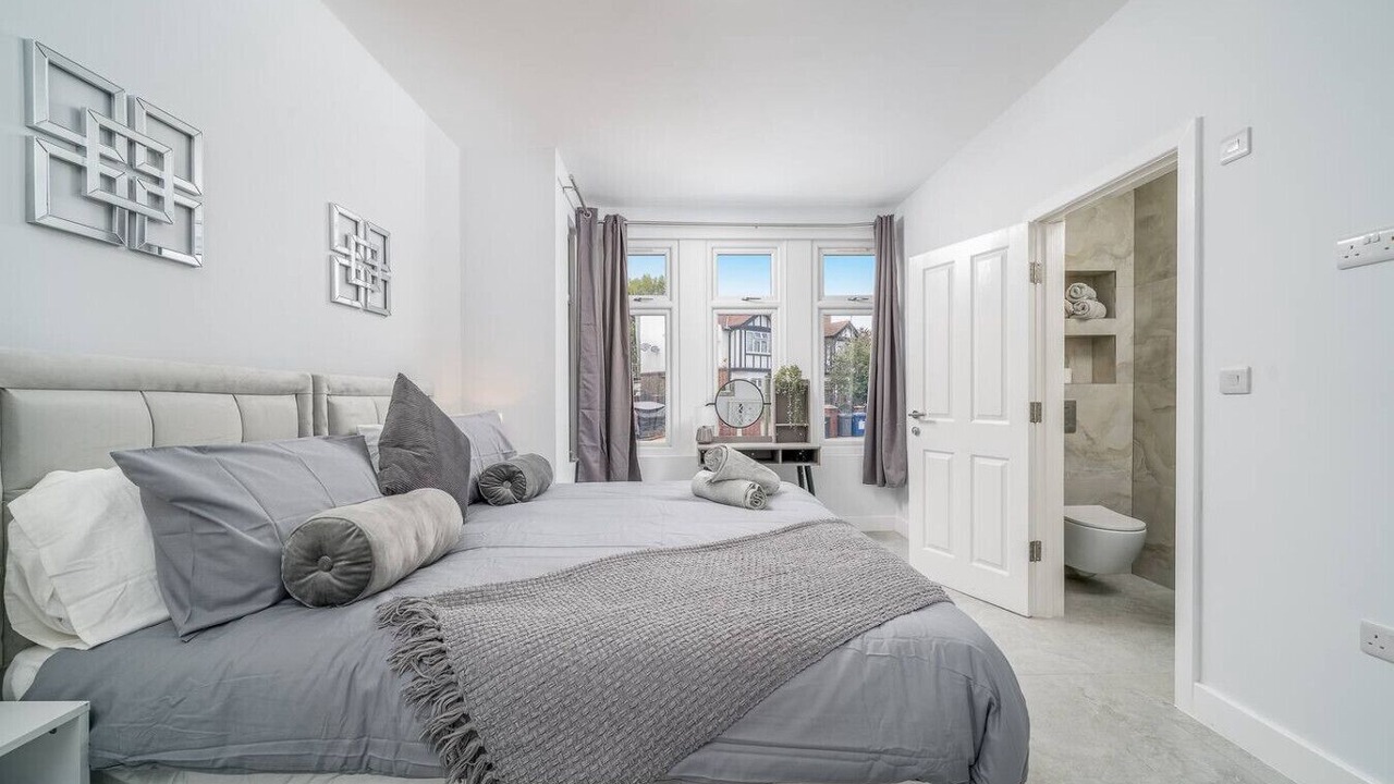 Photo of Bedroom in Edgware