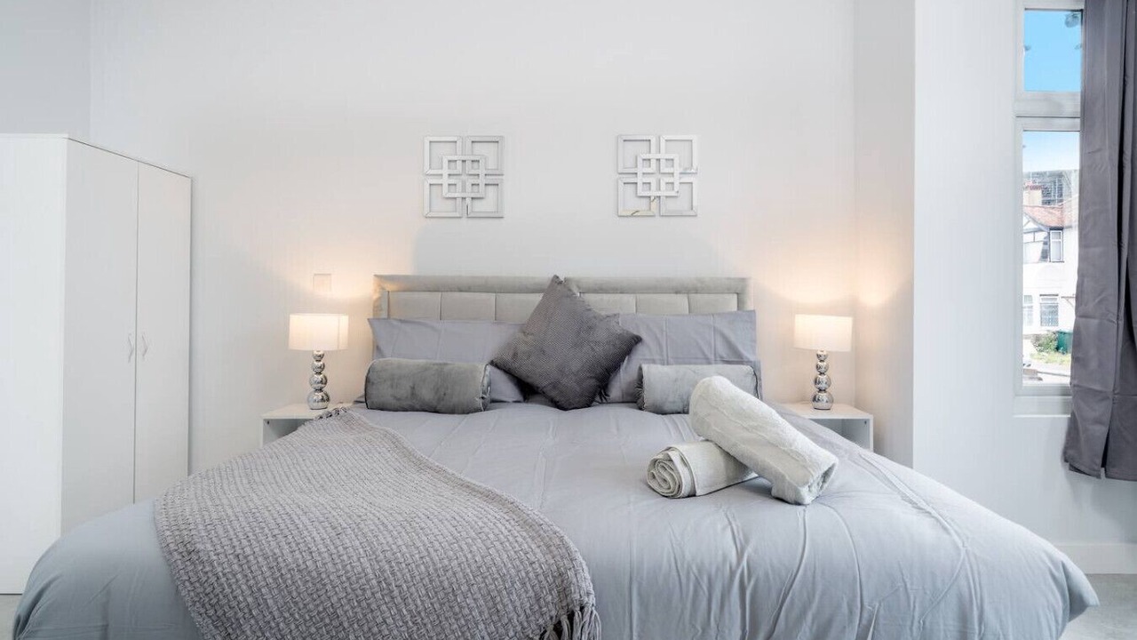 Photo of Bedroom in Edgware