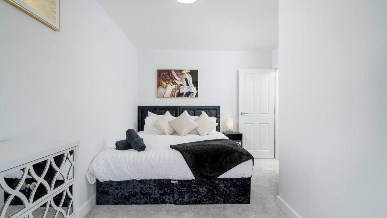 Photo of Bedroom in Edgware