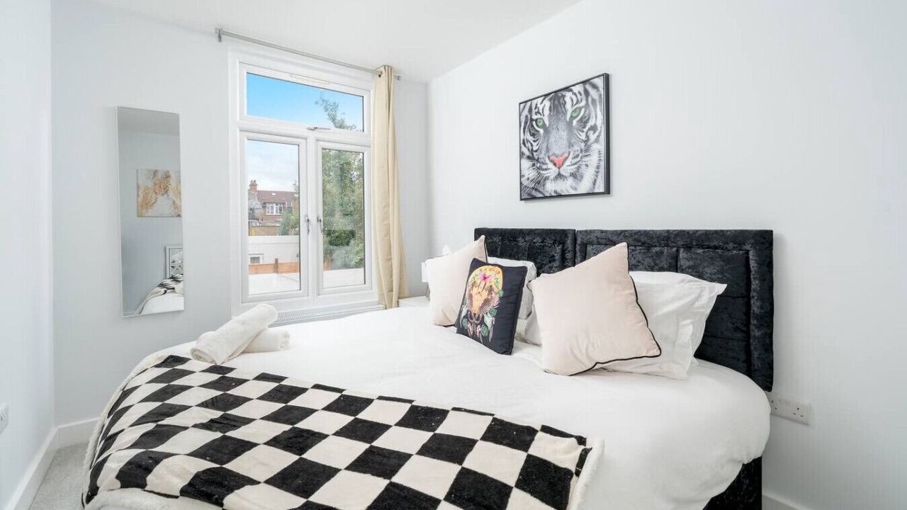 Photo of Bedroom in Edgware