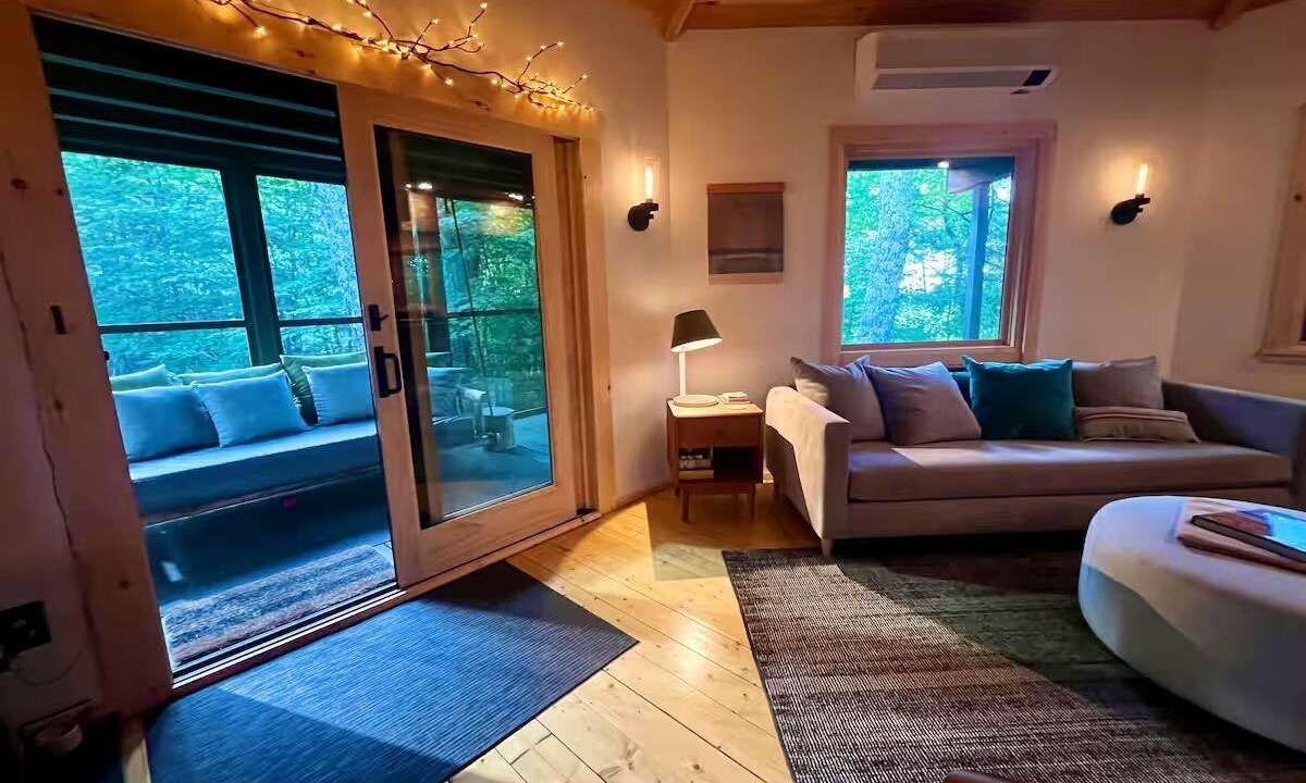 Photo of Livingroom in Keene Valley