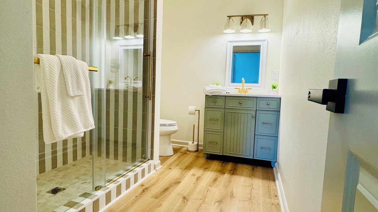 Photo of Bathroom in Mountain Pine