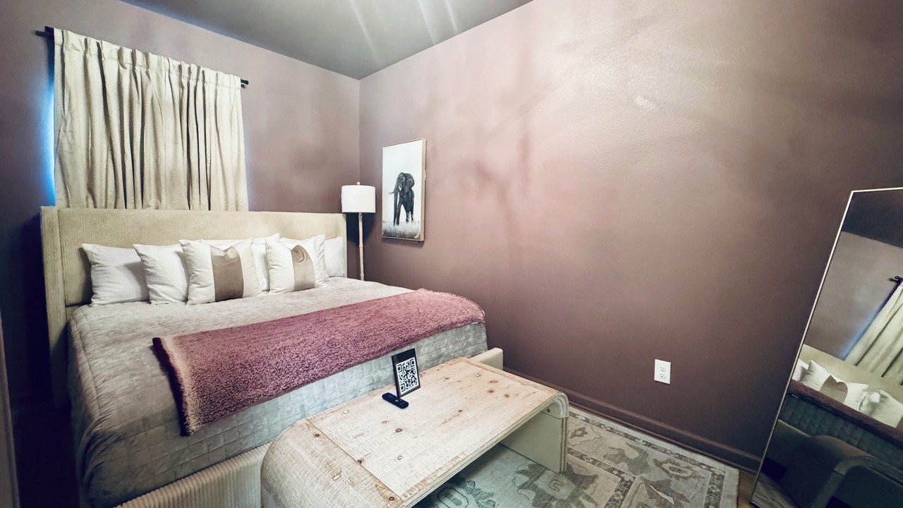 Photo of Bedroom in Mountain Pine