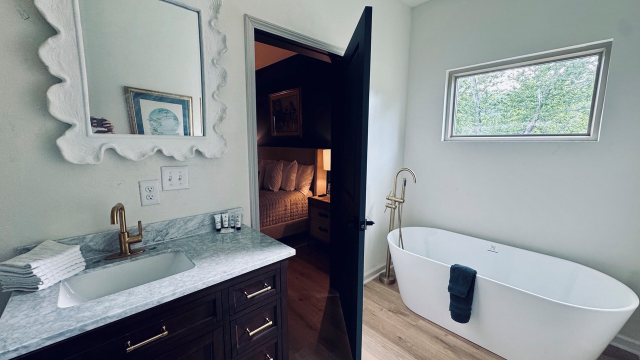 Photo of Bathroom in Mountain Pine