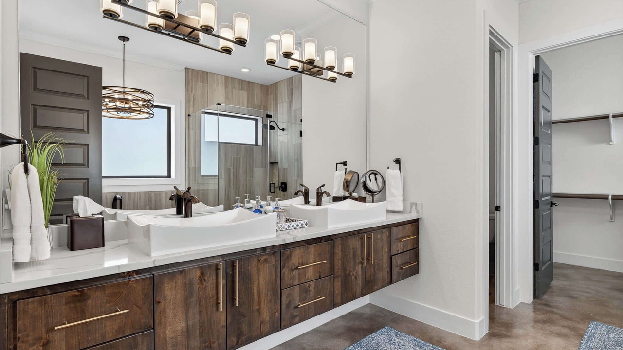 Photo of Bathroom in Kingsland
