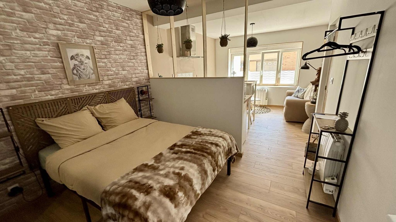 Photo of Bedroom in Calais