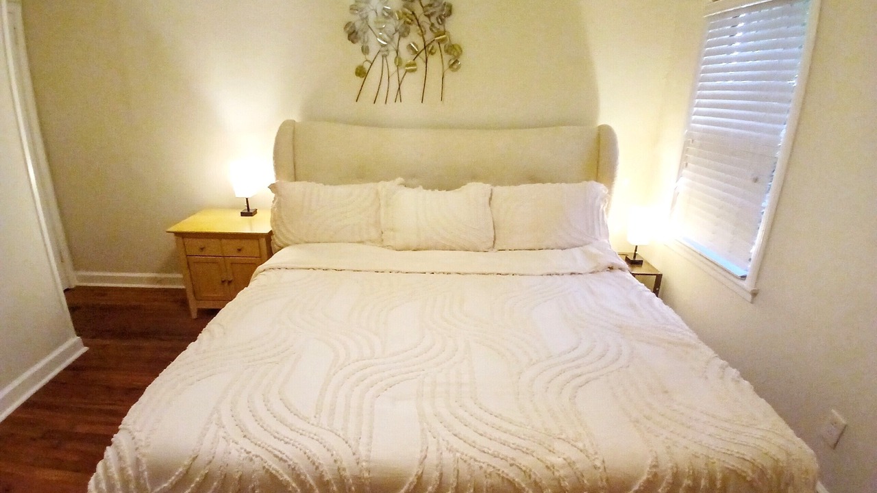 Photo of Bedroom in Loring Heights