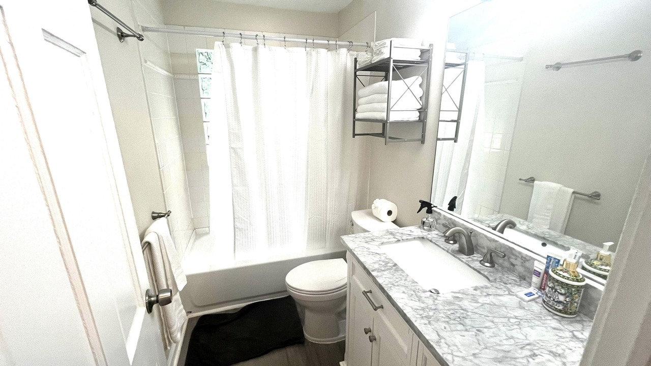 Photo of Bathroom in Loring Heights
