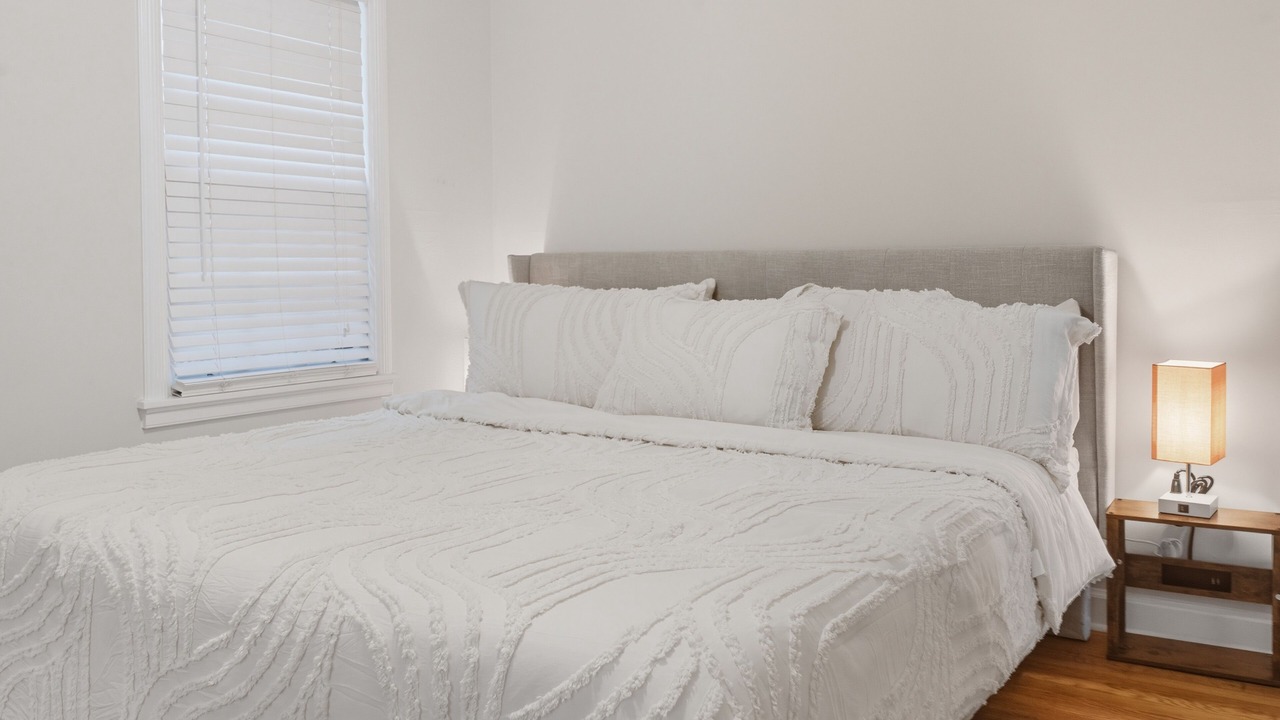 Photo of Bedroom in Loring Heights