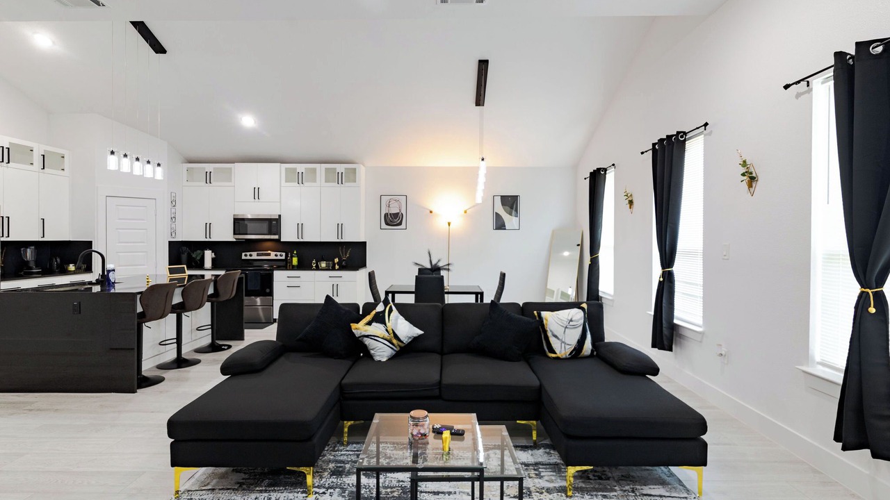 Photo of Livingroom in Dallas