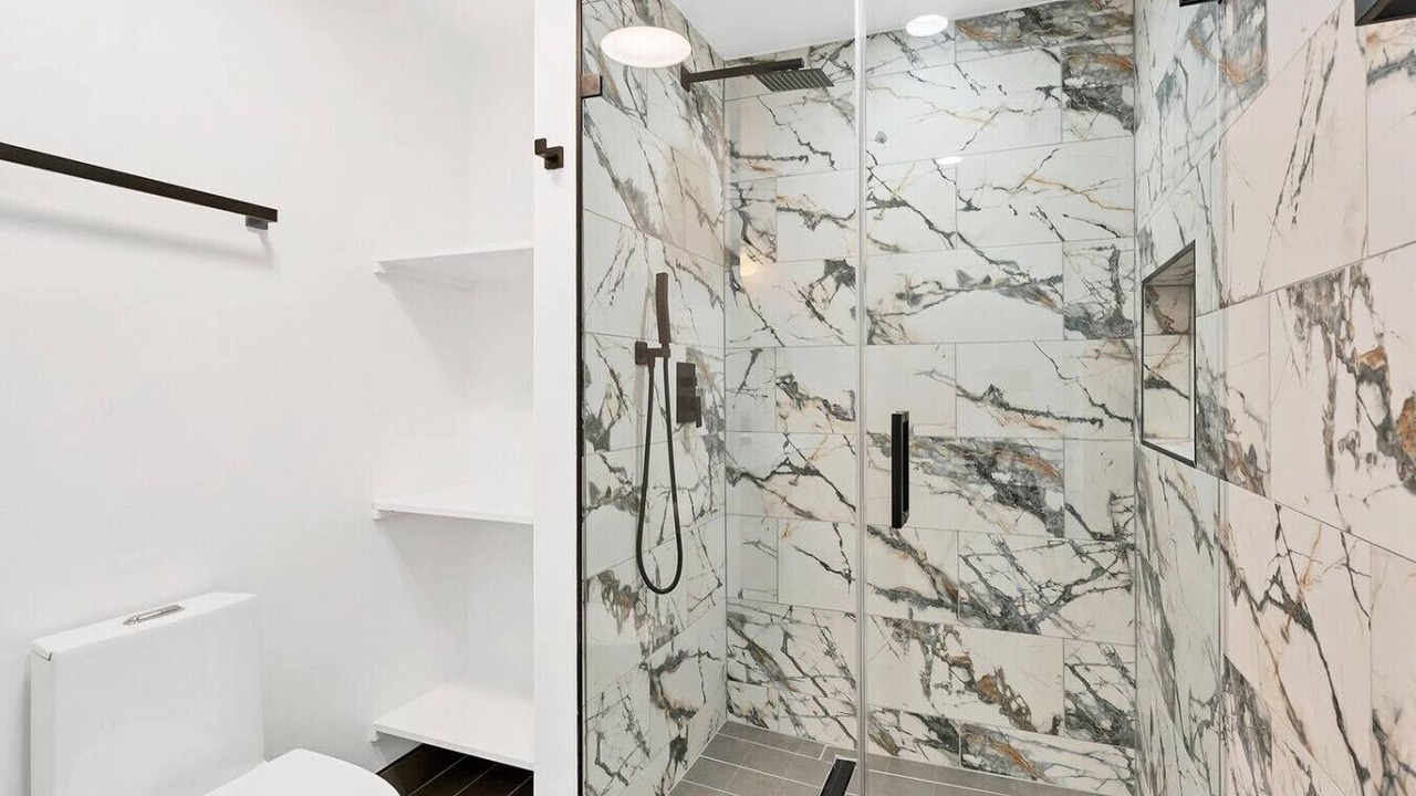 Photo of Bathroom in South Eola