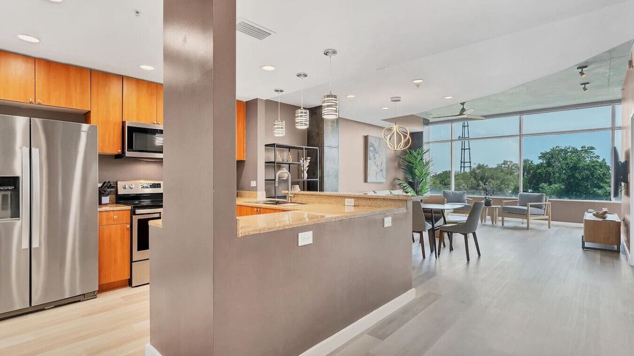 Photo of Kitchen in South Eola