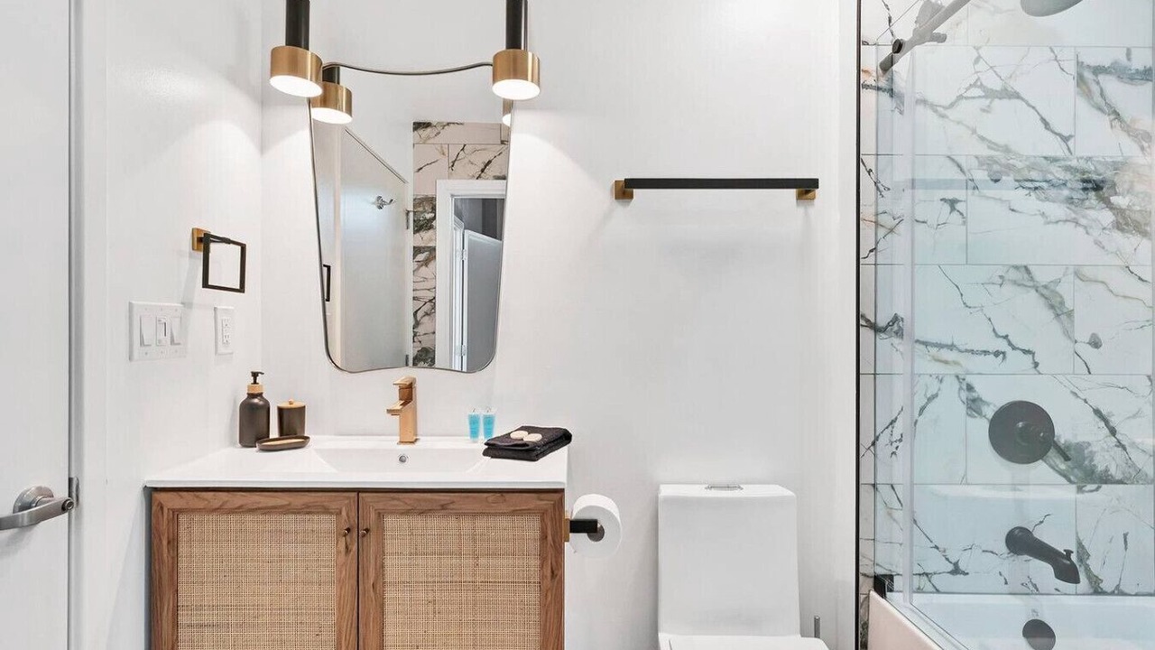 Photo of Bathroom in South Eola