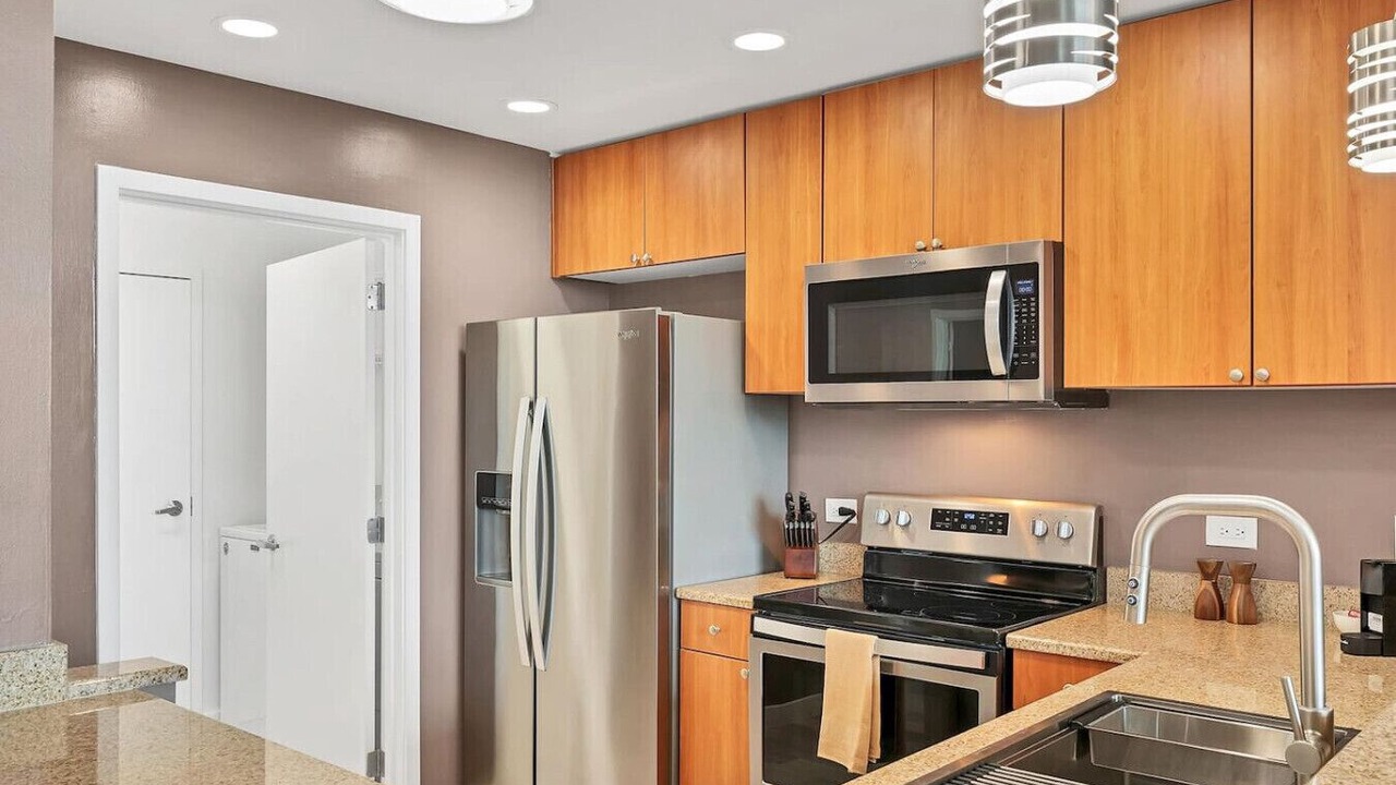 Photo of Kitchen in South Eola