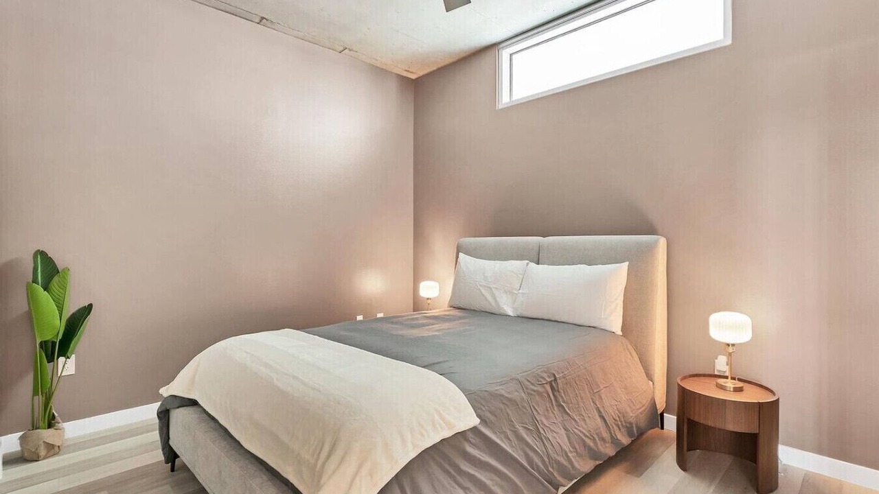 Photo of Bedroom in South Eola