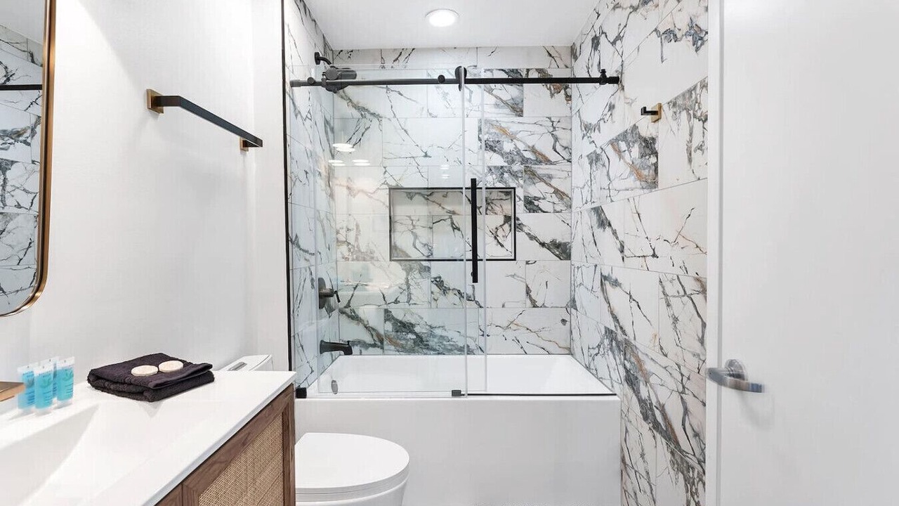 Photo of Bathroom in South Eola