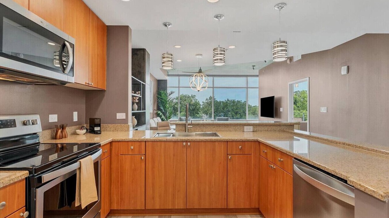 Photo of Kitchen in South Eola